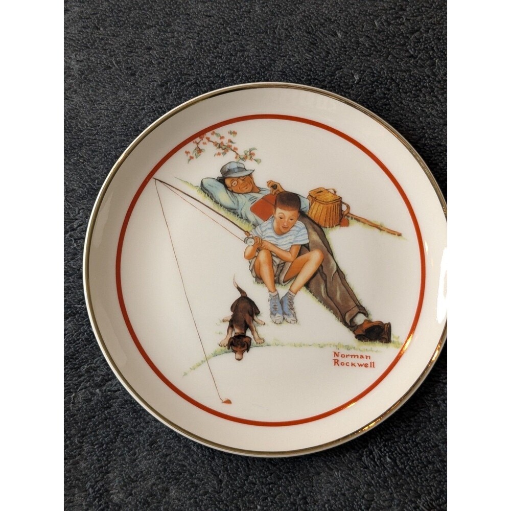 Norman Rockwell "Waiting For Dinner" Collector Plate Fine Porcelain 6 1/2" Japan